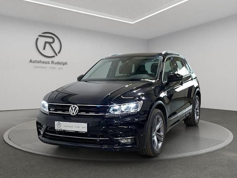 Gebraucht VW Tiguan Highline 220 PS (161 kW) 2018 Deep black perleffekt (metallic) SUV