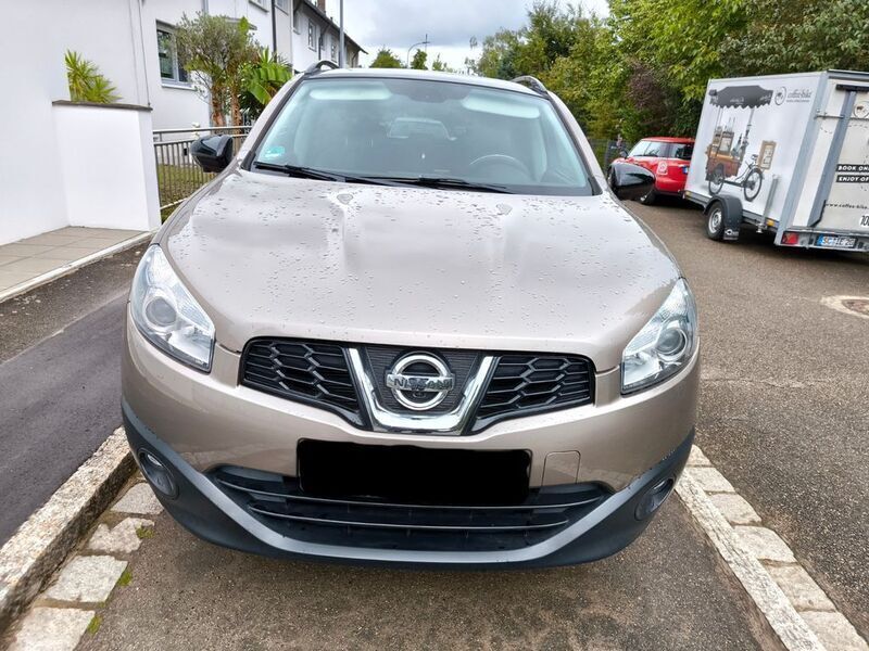 Beige Gebraucht 2013 Nissan Qashqai 360º SUV | 12.700 € (Teuer) - Bild 1/4