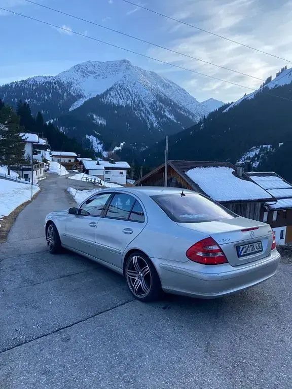 Gebraucht Mercedes E320 Elegance 224 PS (164 kW) 2004 Silber Limousine