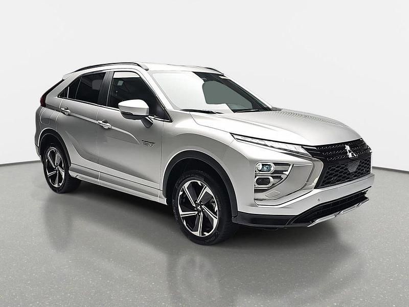 Gebraucht Mitsubishi Eclipse Cross Select 188 PS (138 kW) 2025 Silber SUV