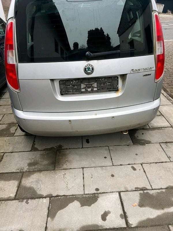 Gebraucht Skoda Roomster 90 PS (66 kW) 2009 Silber Van / Kleinbus