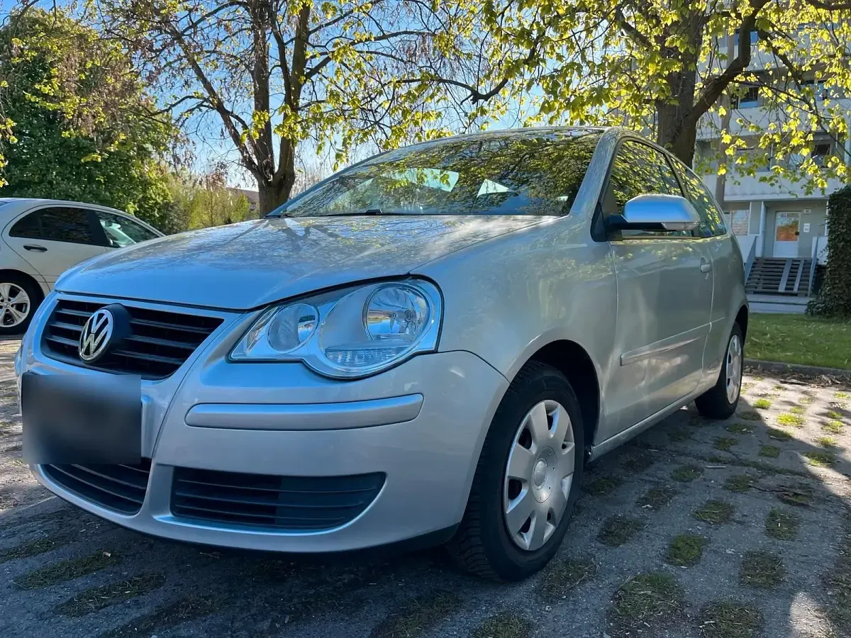 Gebraucht VW Polo Comfortline 75 PS (55 kW) 2005 Grau Kleinwagen