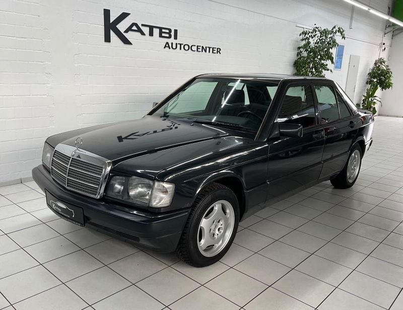 Schwarz Gebraucht 1991 Mercedes 190 Limousine | 9.950 € - Bild 1/4