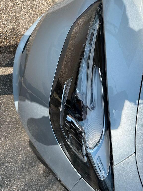 Gebraucht Mercedes B200 Progressive 150 PS (110 kW) 2025 Lack hightechsilber Van / Kleinbus