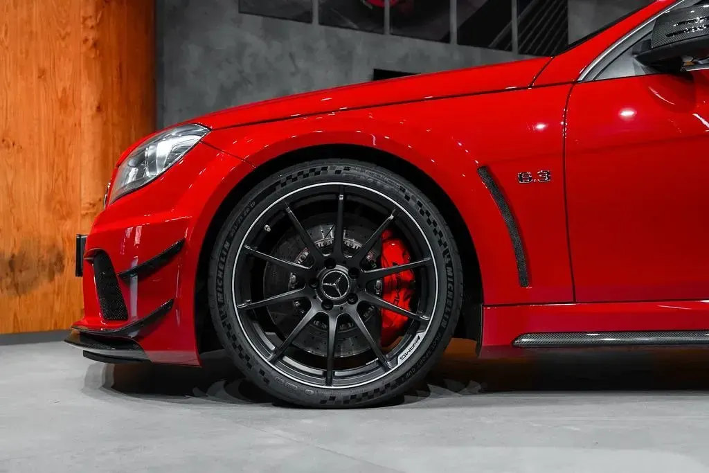 Gebraucht Mercedes C63 AMG AMG 517 PS (380 kW) 2012 Rot