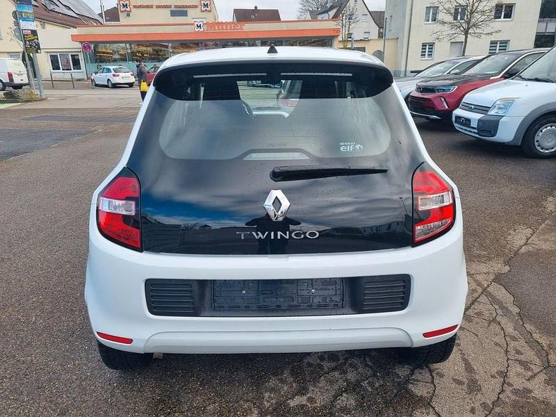 Gebraucht Renault Twingo Life 69 PS (50 kW) 2016 Weiß Kleinwagen