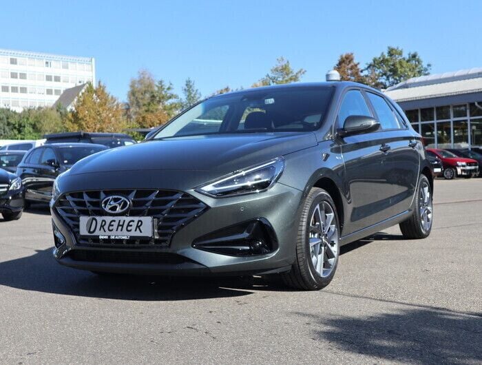 Amazon grey / met (metallic) Gebraucht 2023 Hyundai i30 Comfort Limousine | 21.980 € (Guter Preis) - Bild 1/4