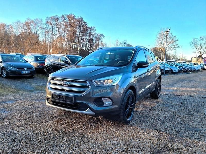 Gebraucht Ford Kuga Cool & Connect 150 PS (110 kW) 2018 Grau SUV
