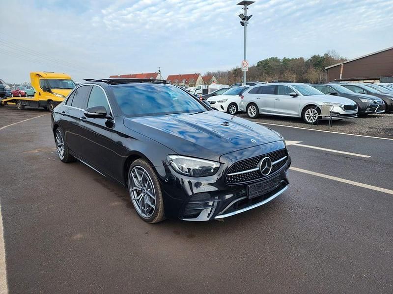 Gebraucht Mercedes E400 AMG 330 PS (242 kW) 2022 Schwarz Limousine