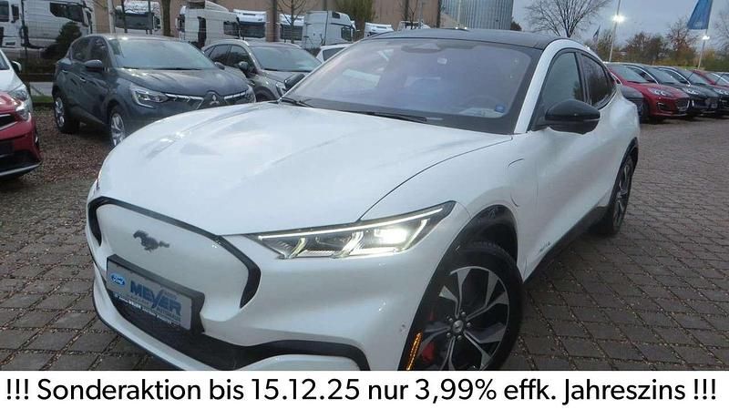 Starweiß metallic Gebraucht 2023 Ford Mustang Limousine | 36.990 € - Bild 1/4
