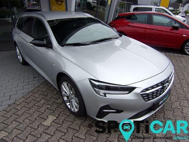 Silber (argonsilber metallic) Gebraucht 2021 Opel Insignia Business Kombi | 17.990 € (Fairer Preis) - Bild 1/4