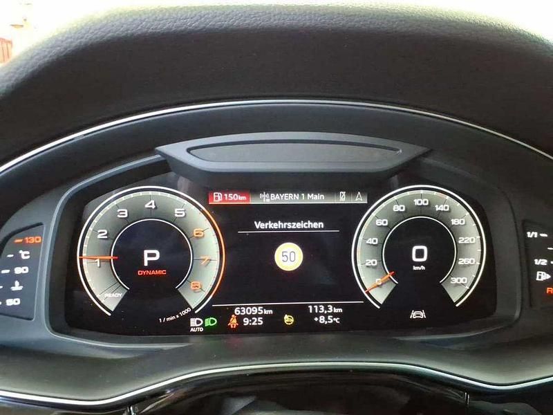 Gebraucht Audi Q8 Ambiente 340 PS (250 kW) 2020 Florettsilber metallic SUV