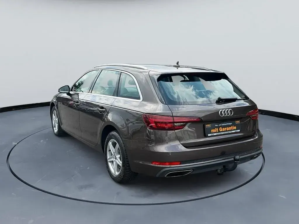 Gebraucht Audi A4 Sport 150 PS (110 kW) 2019 Braun Kombi