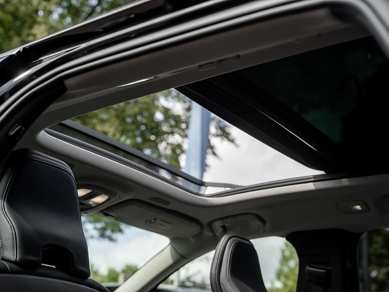 Gebraucht Volvo V90 Momentum 197 PS (144 kW) 2021 Schwarz Kombi