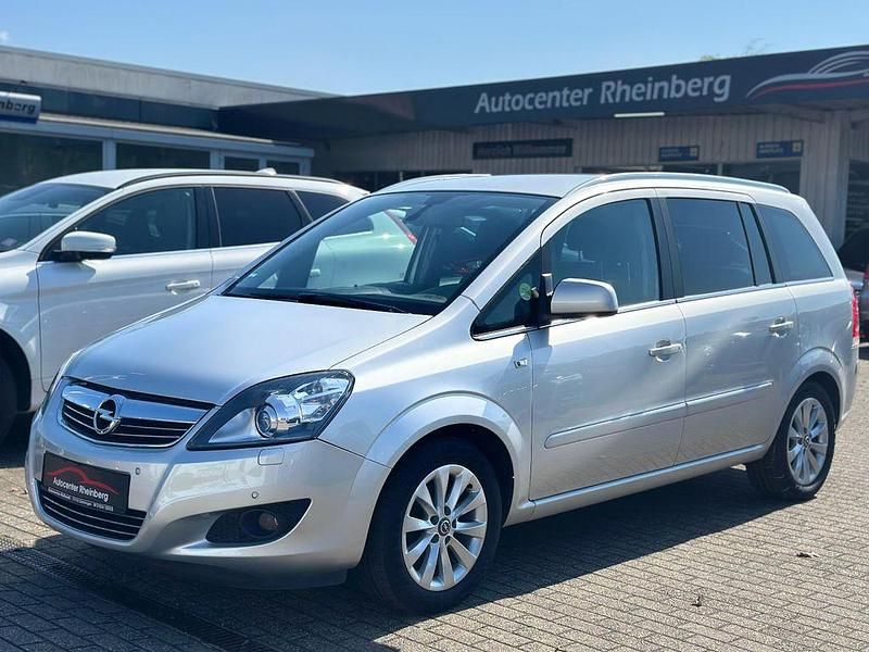 Silber Gebraucht 2014 Opel Zafira Family Van / Kleinbus | 6.800 € (Fairer Preis) - Bild 1/4