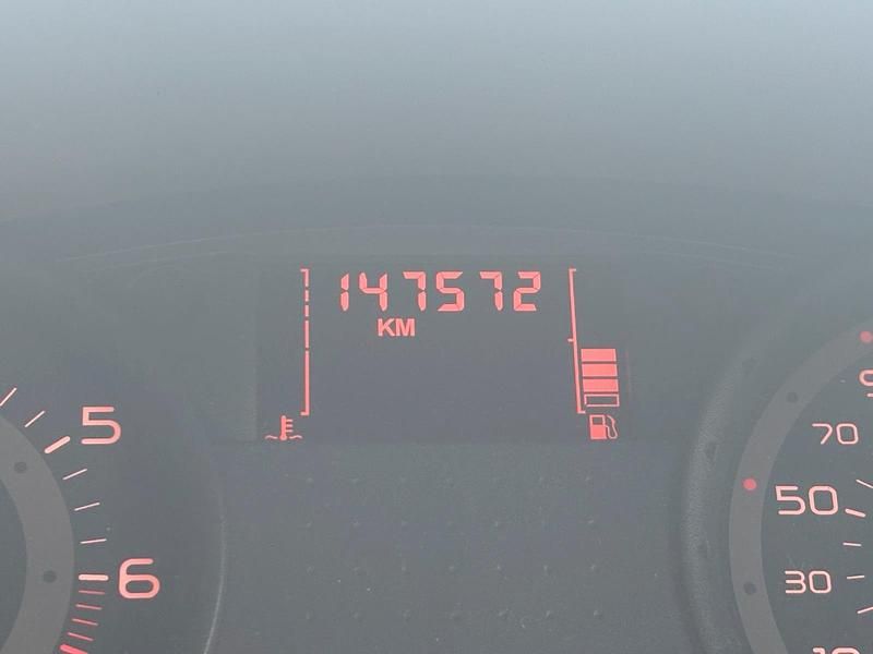 Gebraucht Renault Clio III 65 PS (47 kW) 2006 Silber Kleinwagen