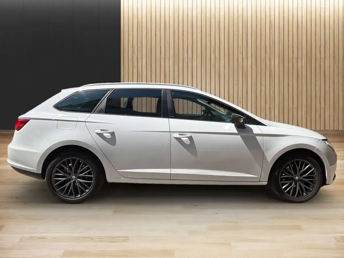 Gebraucht Seat Leon CONNECT 110 PS (80 kW) 2016 "nevada" weiss Kombi
