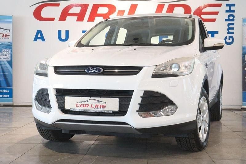 Weiß Gebraucht 2013 Ford Kuga Trend SUV | 9.777 € (Superpreis) - Bild 1/4