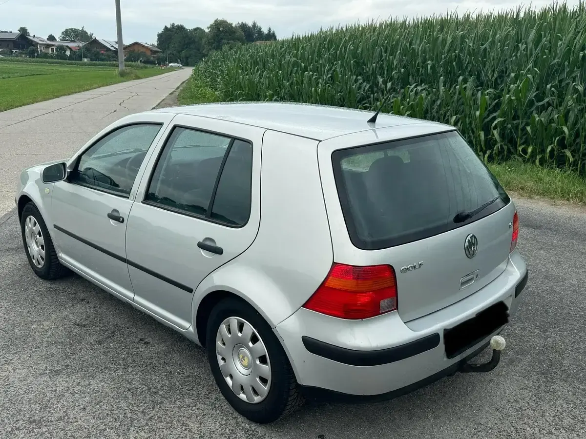 Gebraucht VW Golf IV 101 PS (74 kW) 2000 Silber Limousine