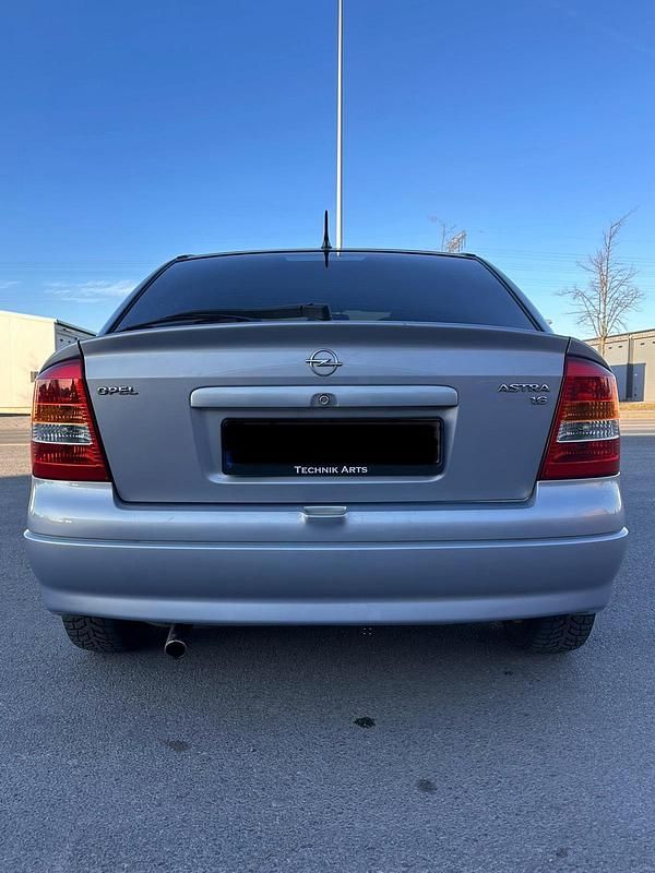 Gebraucht Opel Astra 2002 Grau Limousine