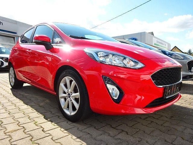 Gebraucht Ford Fiesta Cool & Connect 101 PS (74 kW) 2017 Rot Kleinwagen
