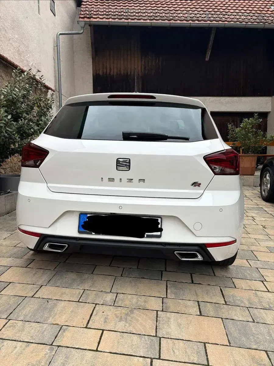Gebraucht Seat Ibiza FR 116 PS (85 kW) 2019 Weiß Kleinwagen