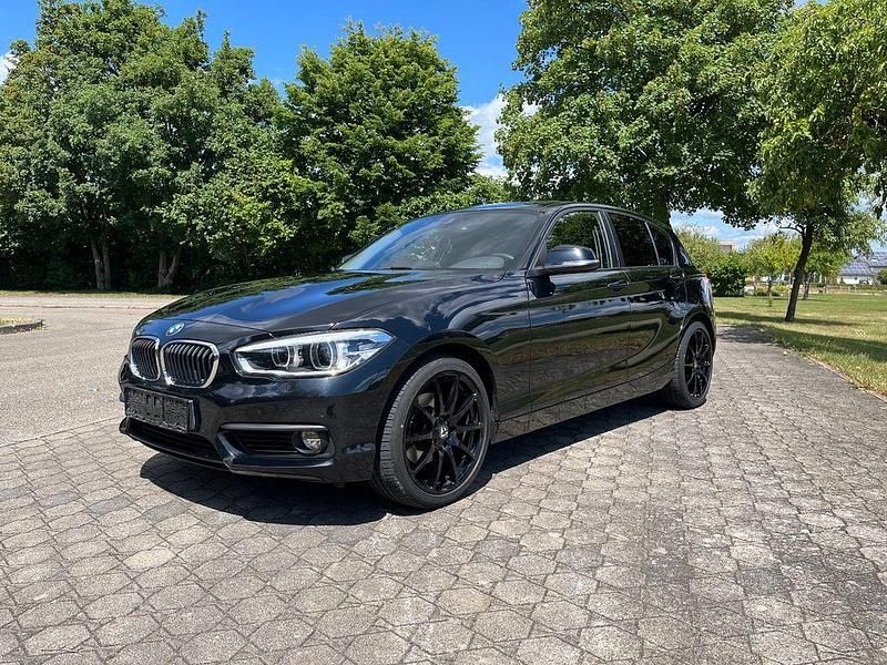 Schwarz Gebraucht 2017 BMW 120 Advantage Kleinwagen | 15.780 € (Fairer Preis) - Bild 1/4