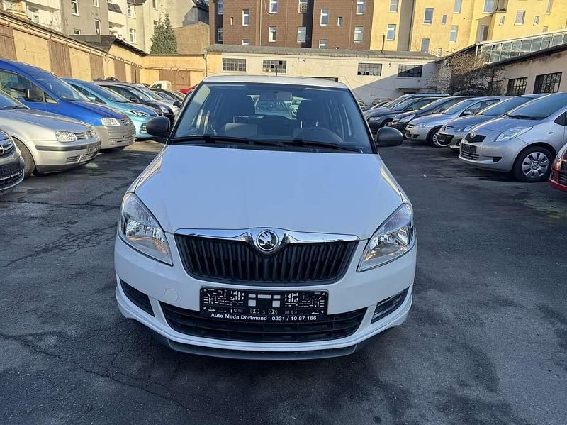 Gebraucht Skoda Fabia Cool Edition 86 PS (63 kW) 2014 Candyweiss Kleinwagen