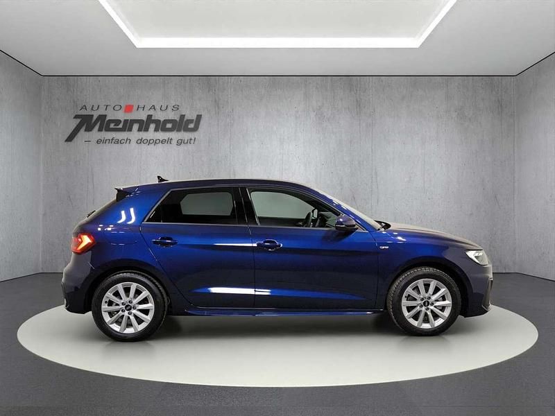 Gebraucht Audi A1 S-Line 116 PS (85 kW) 2025 Navarrablau metallic Kleinwagen
