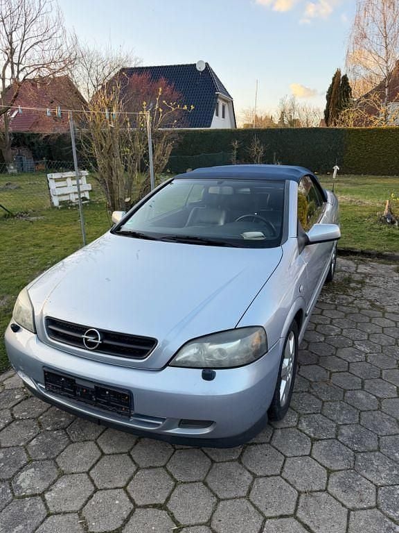 Gebraucht Opel Astra Cabriolet 147 PS (108 kW) 2002 Silber Cabrio