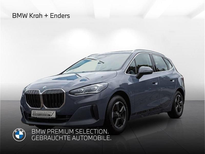 Grau Gebraucht 2022 BMW 218 Active Tourer Van / Kleinbus | 26.908 € (Fairer Preis) - Bild 1/4