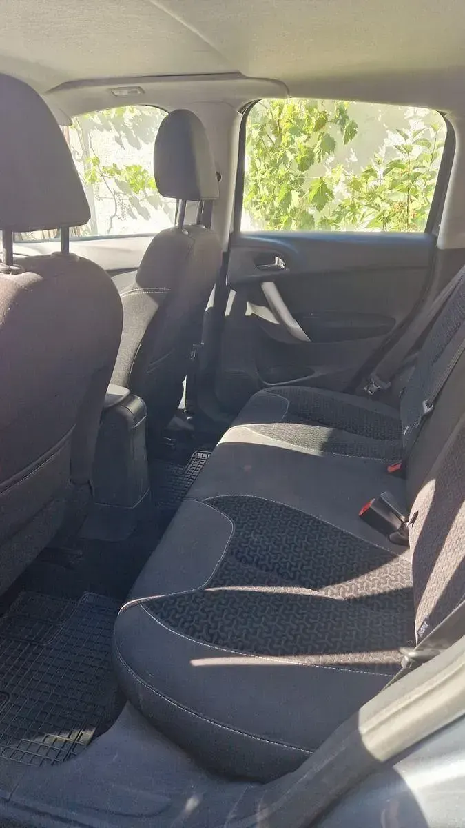 Gebraucht Citroën C3 Exclusive 95 PS (69 kW) 2010 Grau Limousine