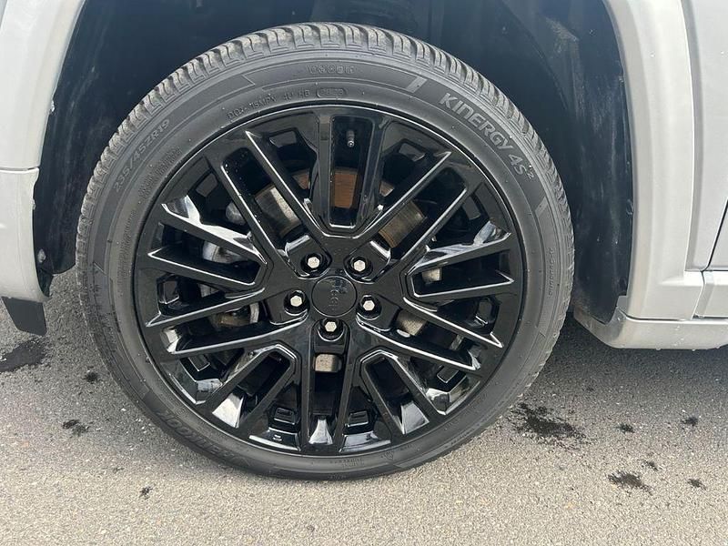 Gebraucht Jeep Compass 241 PS (177 kW) 2022 Silber SUV