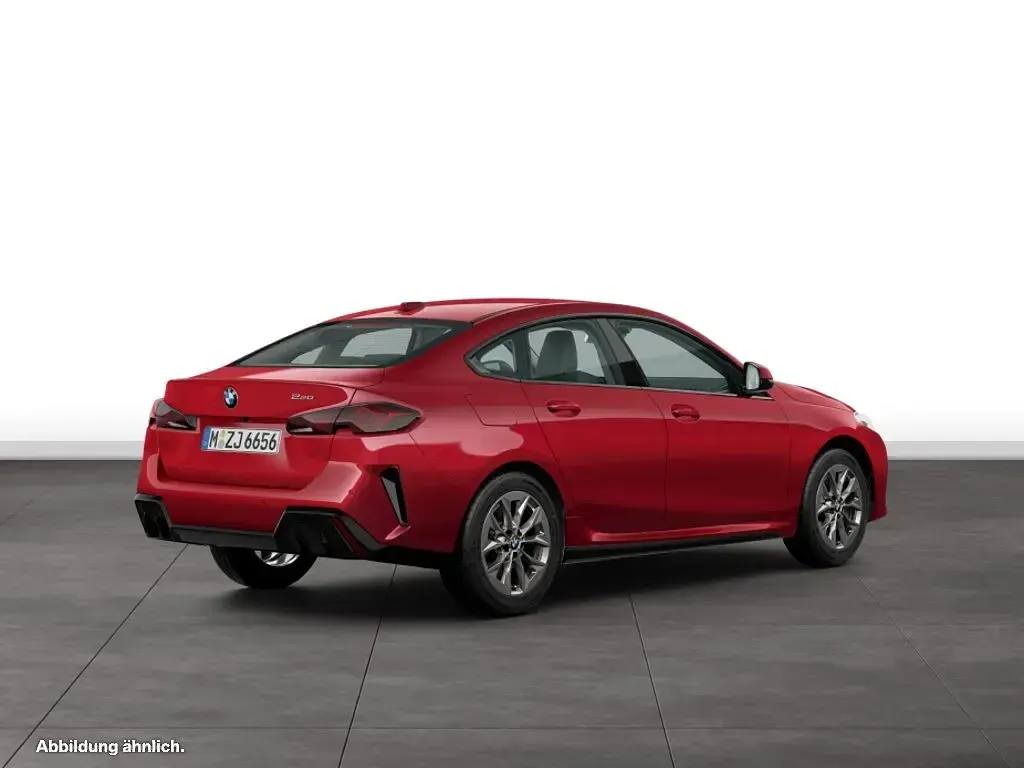 Gebraucht BMW 220 156 PS (114 kW) 2025 Fire red metallic Coupé