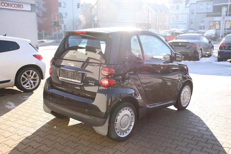 Gebraucht Smart ForTwo Coupé 61 PS (44 kW) 2012 Schwarz Coupé