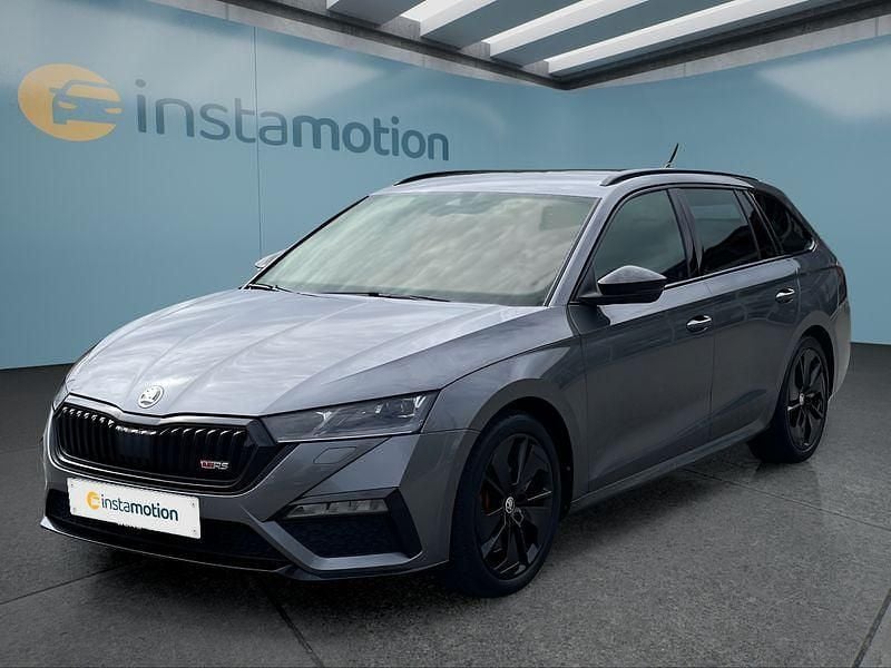 Grau Gebraucht 2023 Skoda Octavia RS Kombi | 33.249 € (Fairer Preis) - Bild 1/4