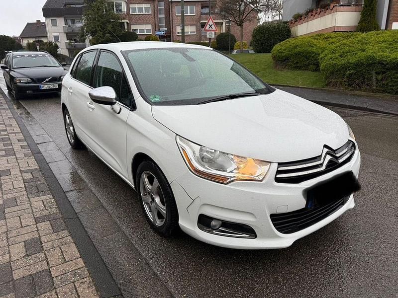 Gebraucht Citroën C4 Exclusive 114 PS (83 kW) 2013 Weiß Limousine
