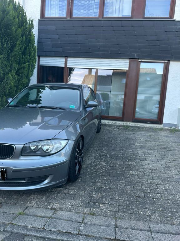 Gebraucht BMW 116 Performance 122 PS (89 kW) 2009 Grau Kleinwagen