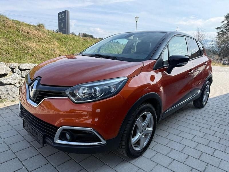 Gebraucht Renault Captur Intens 90 PS (66 kW) 2015 Orange enz + schwarz gne SUV