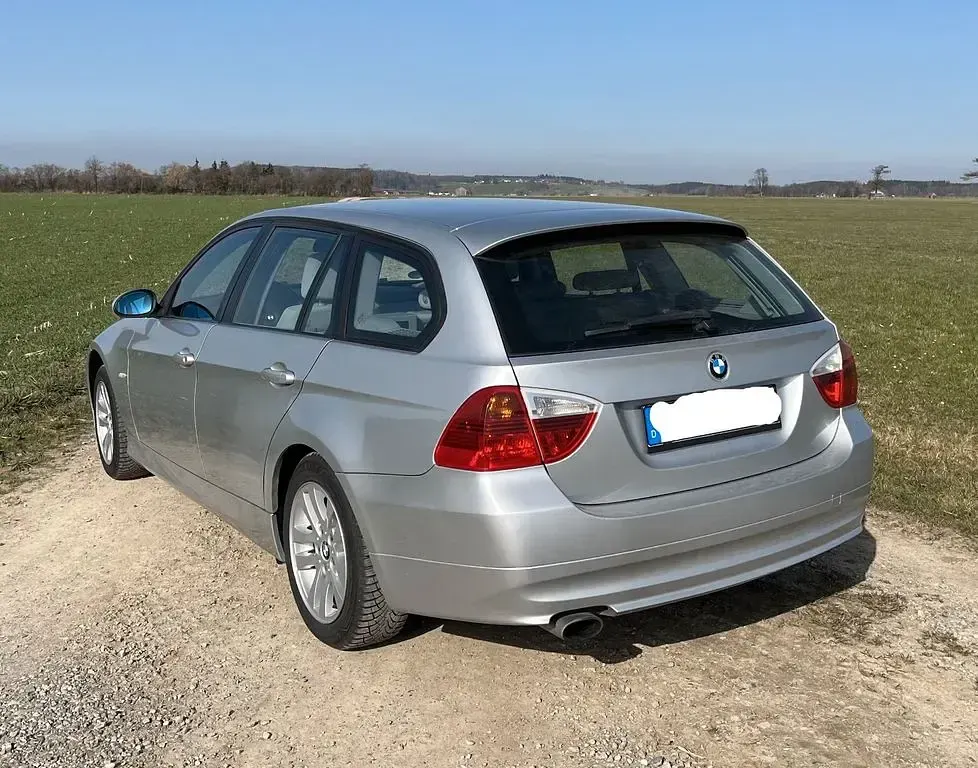 Gebraucht BMW 320 Performance 143 PS (105 kW) 2008 Silber Kombi