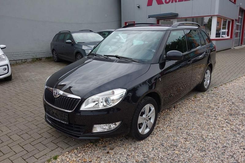 Schwarz Gebraucht 2013 Skoda Fabia Fresh Kleinwagen | 5.989 € (Fairer Preis) - Bild 1/4