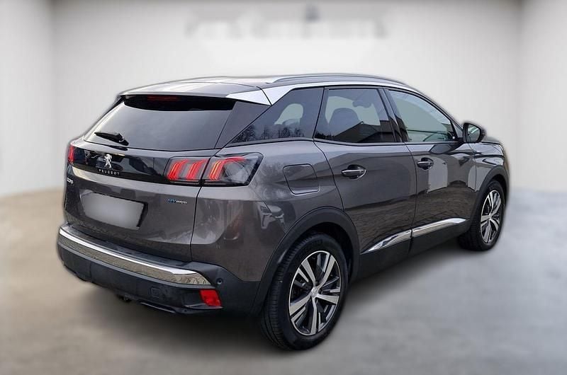 Grau metallic Gebraucht 2021 Peugeot 3008 Allure | 19.870 € (Guter Preis) - Bild 1/4
