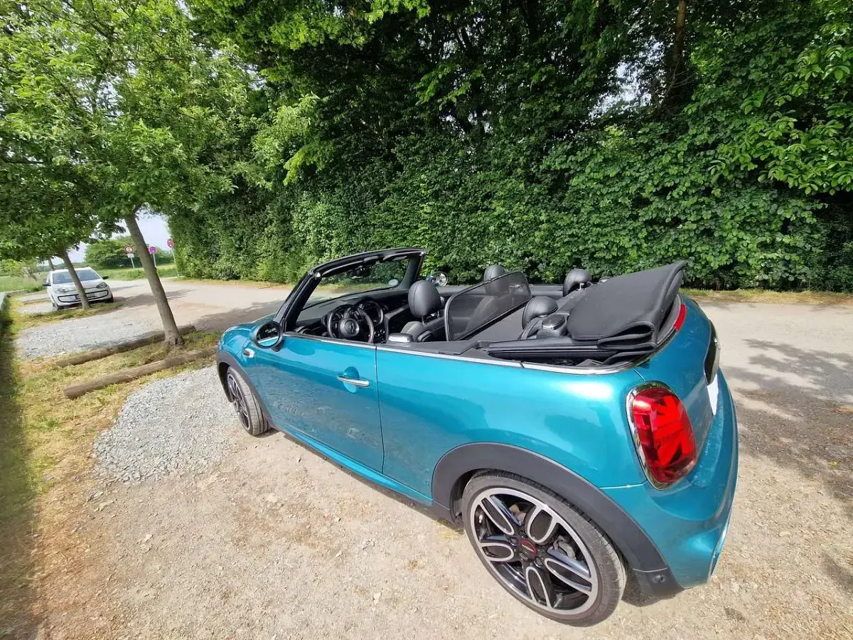Gebraucht Mini Cooper Cabriolet 136 PS (100 kW) 2018 Blau Cabrio