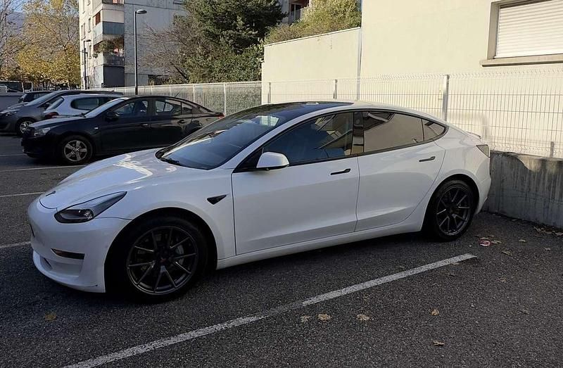 Gebraucht Tesla Model 3 366 kW (498 PS) 2022 Weiß Limousine