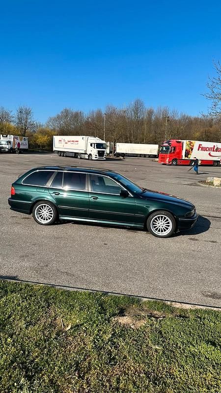 Gebraucht BMW 523 170 PS (125 kW) 2000 Grün Kombi