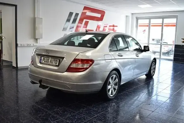 Gebraucht Mercedes C220 170 PS (125 kW) 2007 Silber Limousine