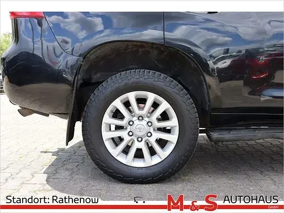 Gebraucht Toyota Land Cruiser Comfort 190 PS (139 kW) 2014 Onyxschwarz SUV