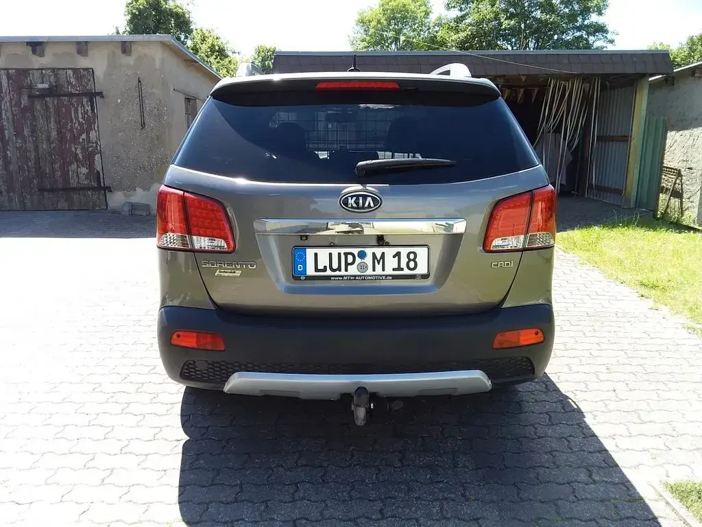 Gebraucht Kia Sorento Vision 197 PS (144 kW) 2011 Silber SUV