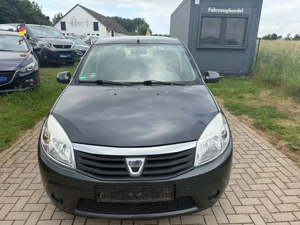 Gebraucht Dacia Sandero Lauréate 75 PS (55 kW) 2012 Grau Limousine