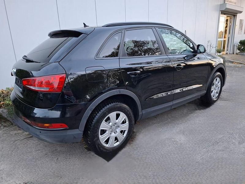 Gebraucht Audi Q3 150 PS (110 kW) 2017 Brillantschwarz SUV